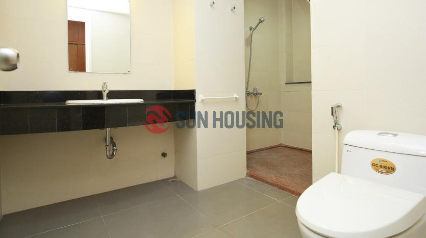 Serviced 3-br apartment Westlake Hanoi | Lake view, accessed by car