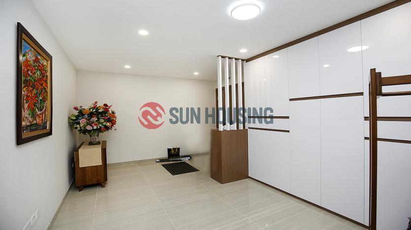 Elegant Ciputra 3 bedroom apartment for rent, L4 Tower