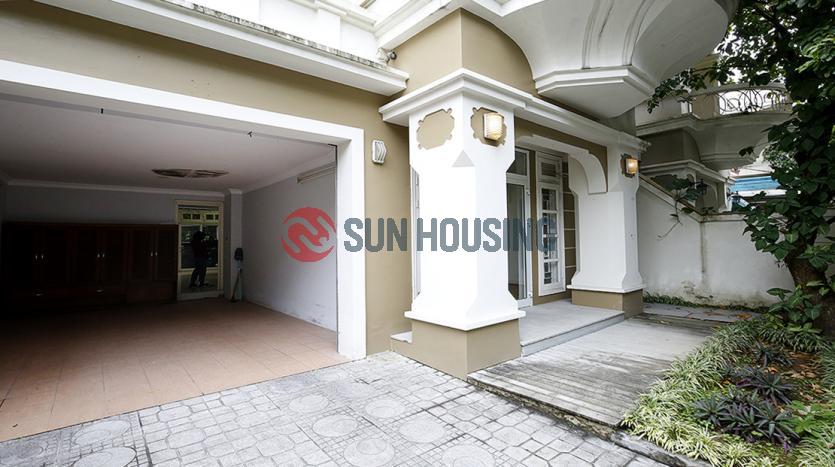 Semi-furnished big villa for rent in Ciputra Tay Ho, T Block