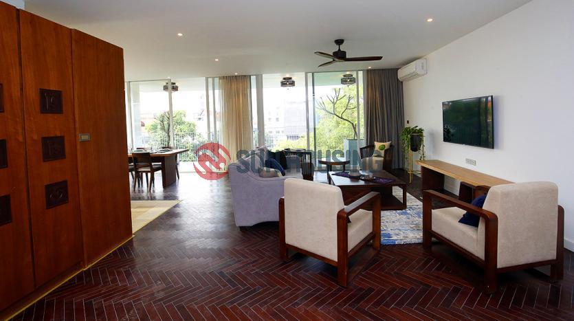 Apartment in Tay Ho, 180m2, extremely large for 03 bedrooms