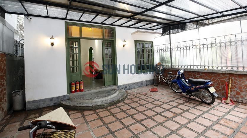 Artistic 3 bedroom house in Tay Ho road, semi-furnished