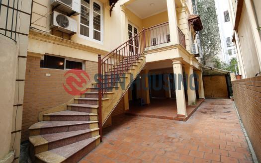 Classic house for rent Tay Ho str Westlake district, 4br