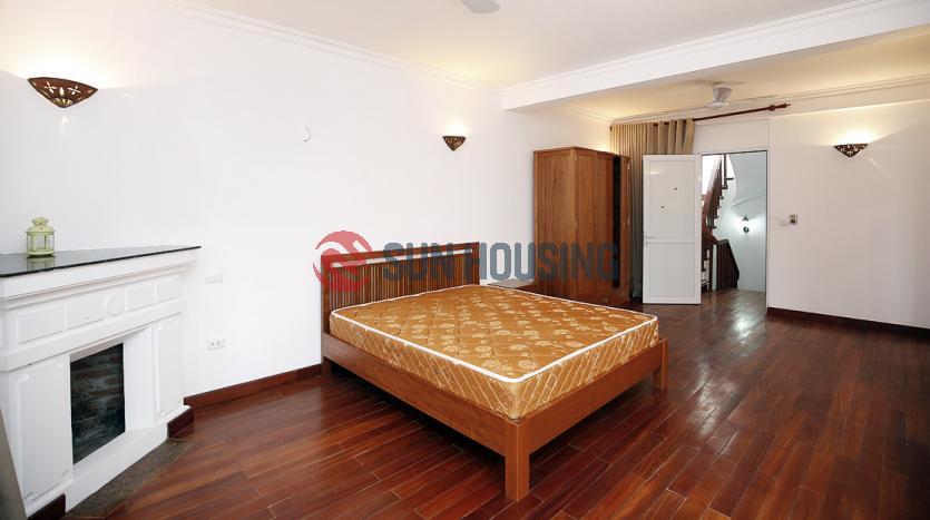 House in Tay Ho | French style 4 bedrooms and courtyard