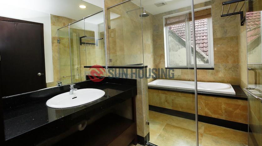 High-standard Tay Ho 4 bedroom apartment for rent