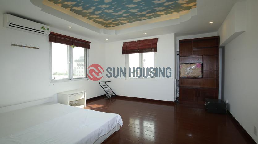 High-floor center 1 bedroom apartment for rent, huge balcony