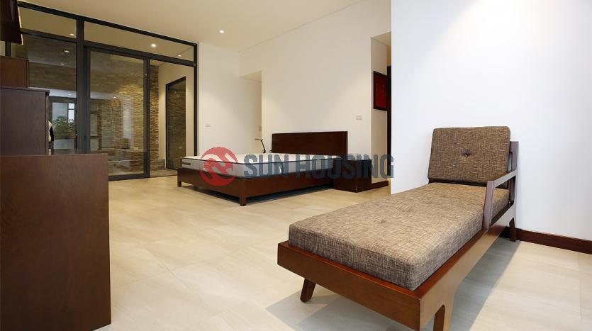 Apartment Tay Ho with 02 bedrooms, garage, full services