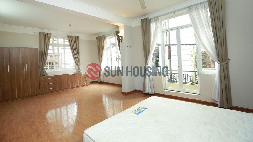 Beautiful house for rent Westlake Hanoi, Au Co street, 5 bedrooms