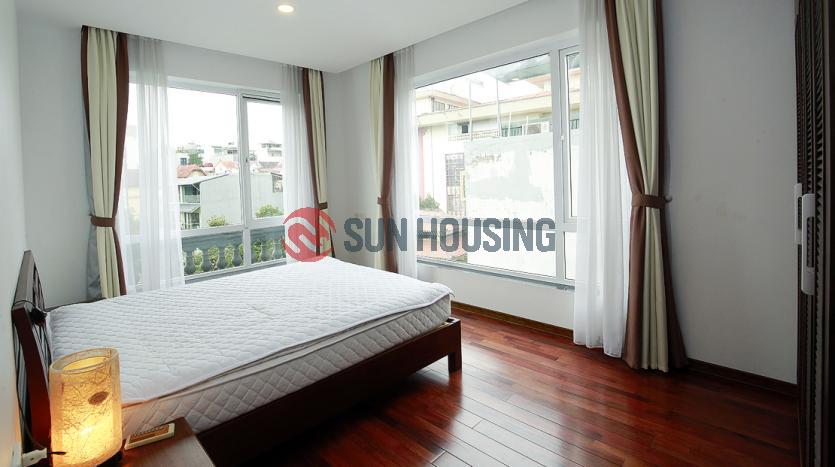 High-standard Tay Ho 4 bedroom apartment for rent