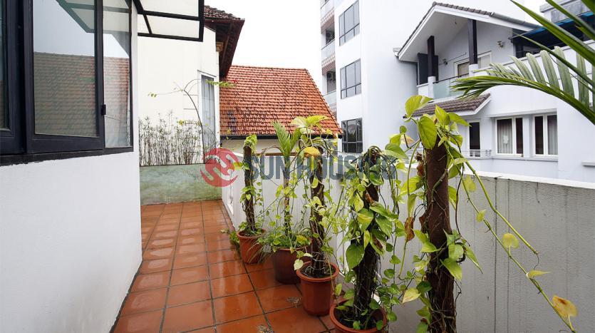 Artistic 3 bedroom house in Tay Ho road, semi-furnished