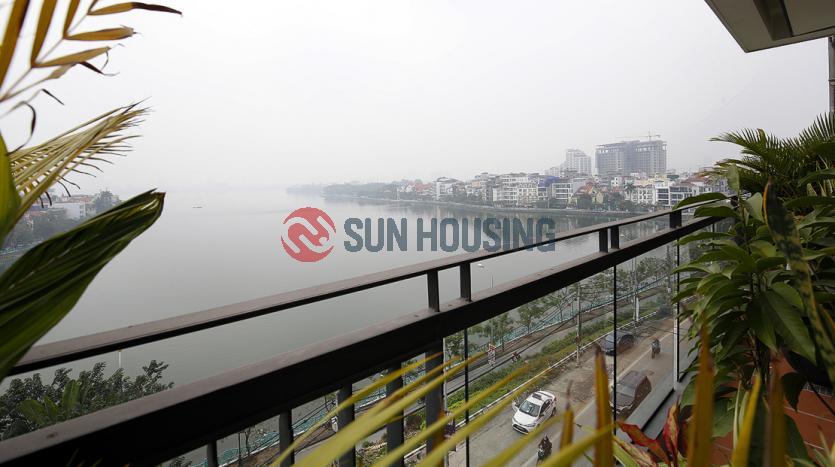 Lake view apartment for rent in Tay Ho Hanoi, 4 bedrooms 200 sqm