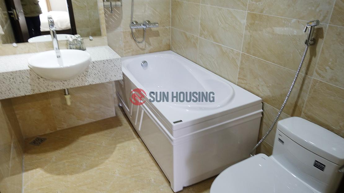 Dao Tan 1 Bedroom Apartment For Rent With Bathtub