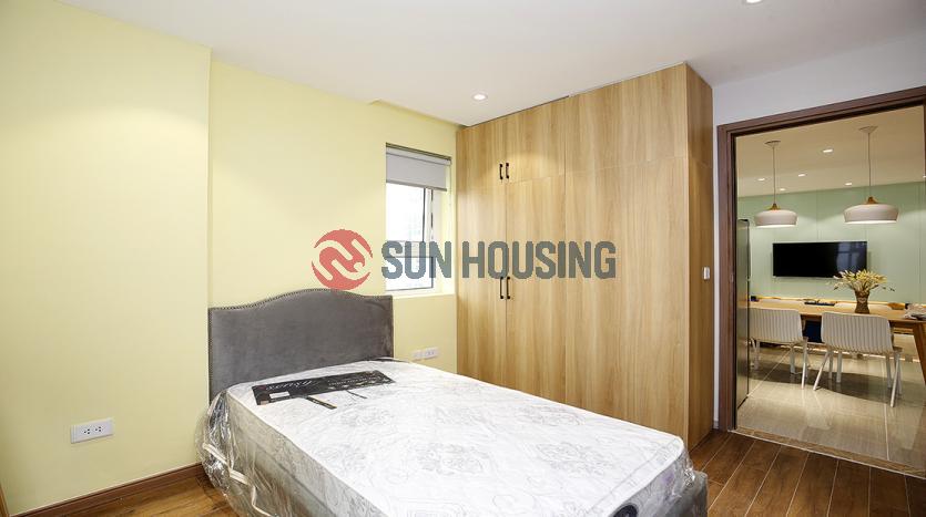 Brand new apartment two bedroom L4 Ciputra Hanoi has the total size of 78 sqm. This apartment is fully furnished with the rental price of 1,000 USD/month