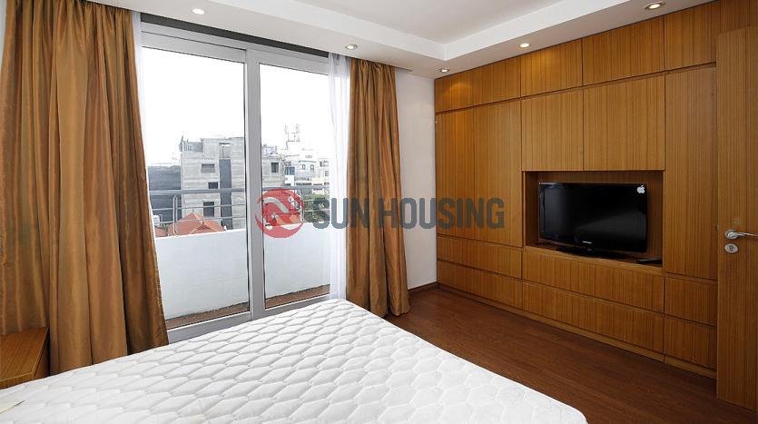 01-bed serviced apartment Tay Ho with balcony and terrace