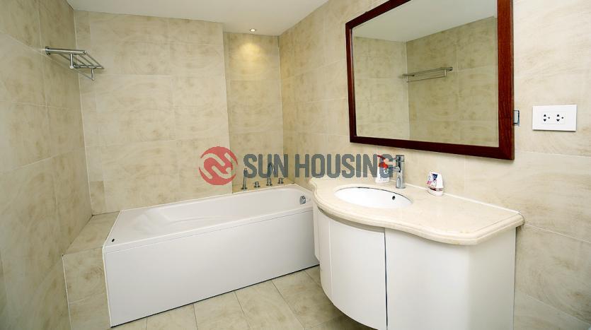 Extra-spacious serviced apartment in Tay Ho with lake views