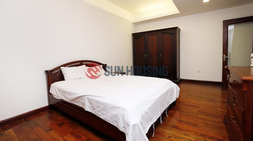 Extra-spacious serviced apartment in Tay Ho with lake views