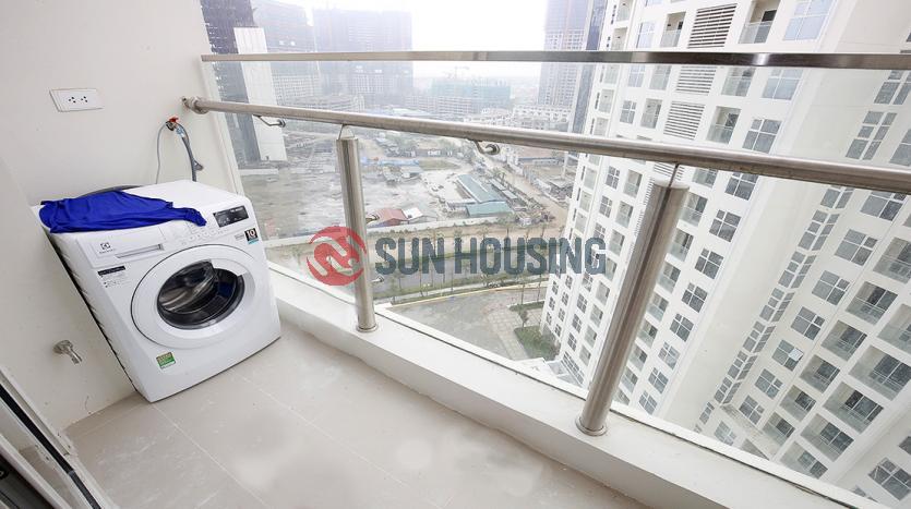 Brand new apartment two bedroom L4 Ciputra Hanoi has the total size of 78 sqm. This apartment is fully furnished with the rental price of 1,000 USD/month