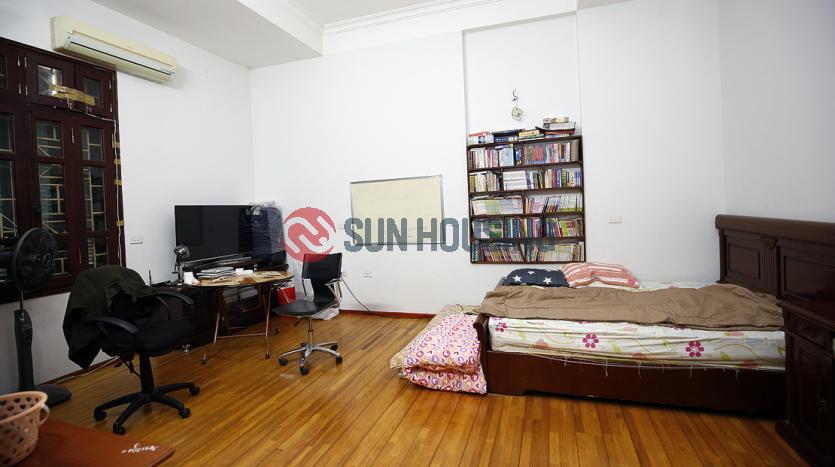 Big garden house in Tay Ho Hanoi – quiet and safe place, 4br