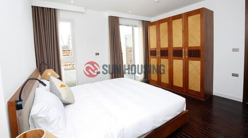 Apartment in Tay Ho, 180m2, extremely large for 03 bedrooms