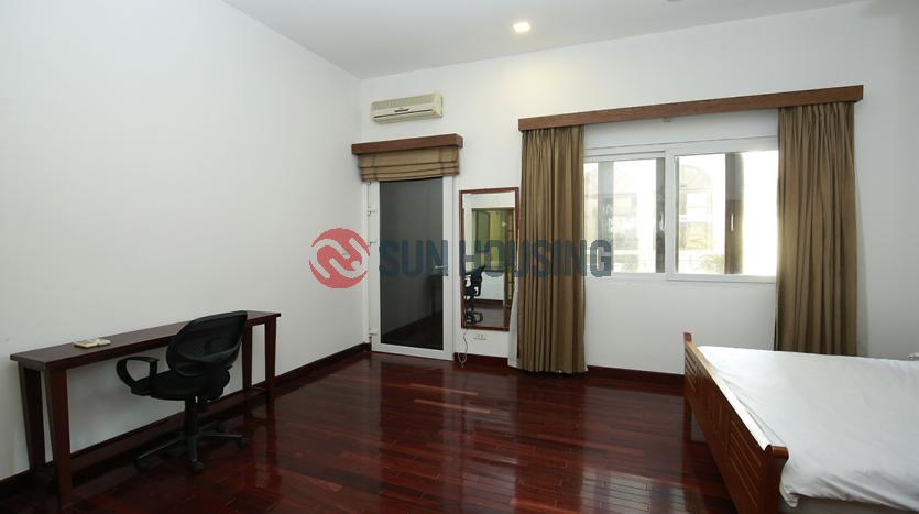 100 sqm 1 bedroom apartment for rent in Hoan Kiem