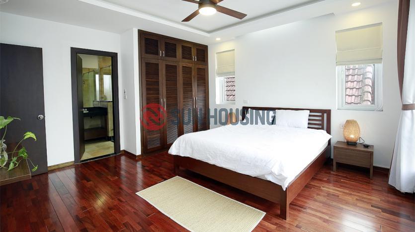 High-standard Tay Ho 4 bedroom apartment for rent