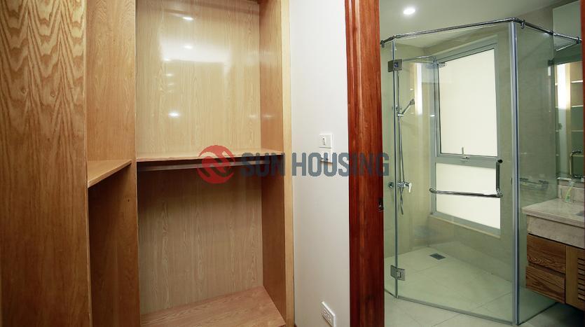 Apartment for rent in Tay Ho Hanoi, 2 bedrooms $750