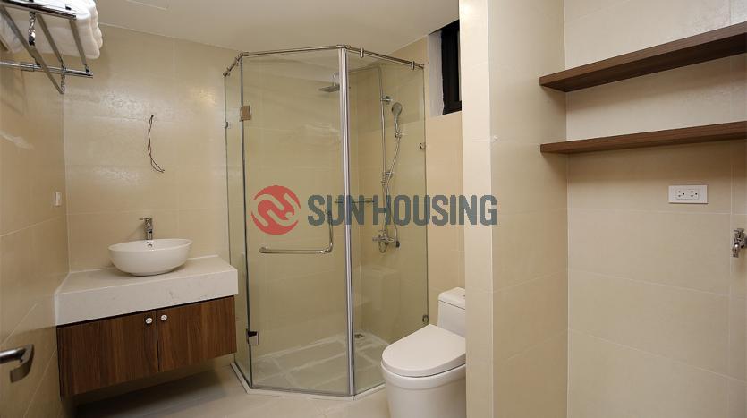 2 bedroom apartment in Tay Ho for rent, bright and spacious