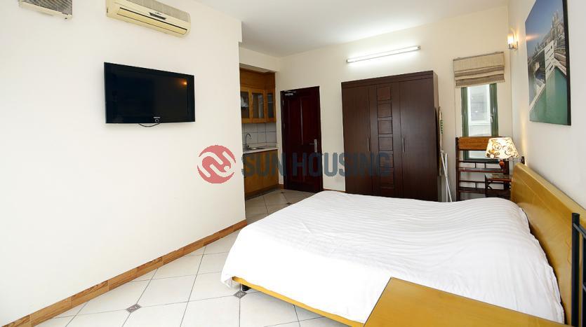 Studio serviced apartment Tay Ho 35 sqm, affordable price $300