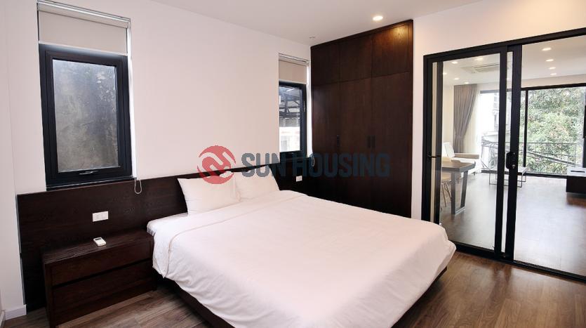 Airy one bedroom apartment Xuan Dieu street, Westlake Hanoi