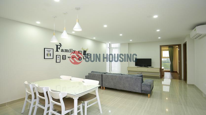 3-bedroom modern apartment for rent in Ciputra L3 building