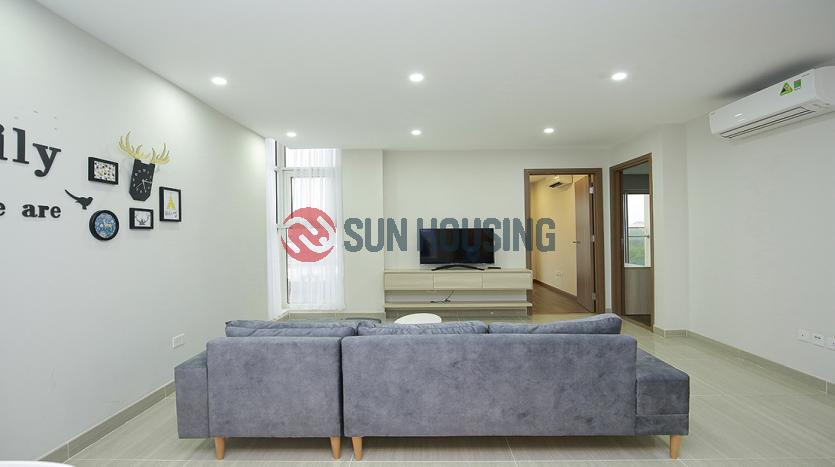3-bedroom modern apartment for rent in Ciputra L3 building