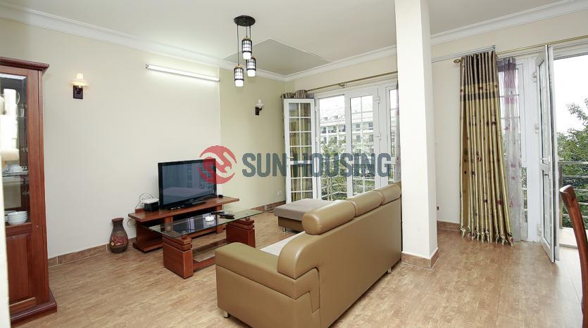 Large one-bedroom serviced apartment in Tay Ho with lake view