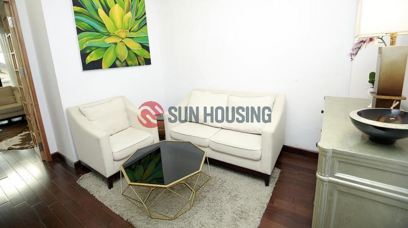 Quality serviced 1 bedroom Tay Ho apartment for rent