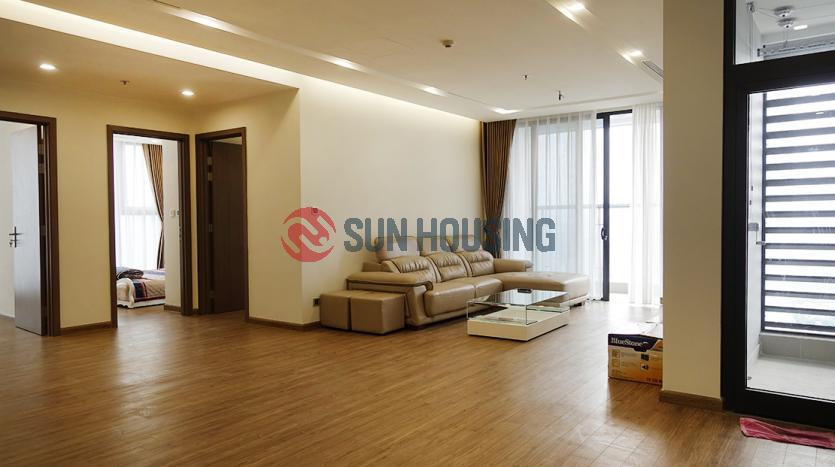 4-bedroom apartment for rent in Vinhomes Metropolis Hanoi