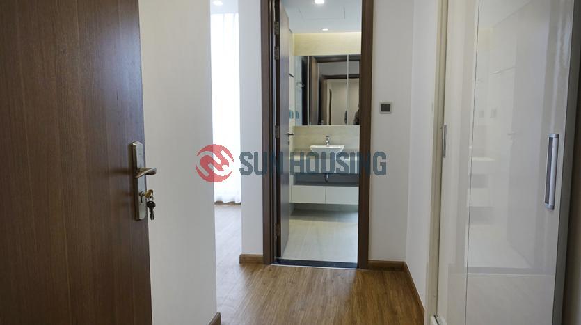 4-bedroom apartment for rent in Vinhomes Metropolis Hanoi