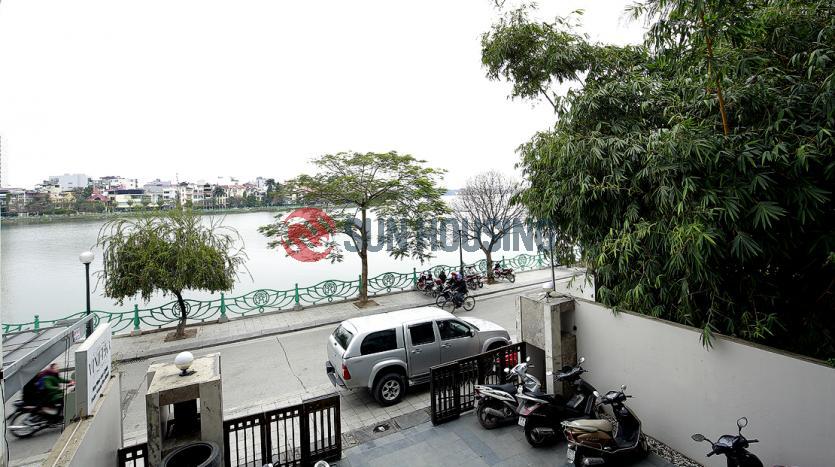 Three bedroom apartment Quang An, Tay Ho – It’s lake-facing