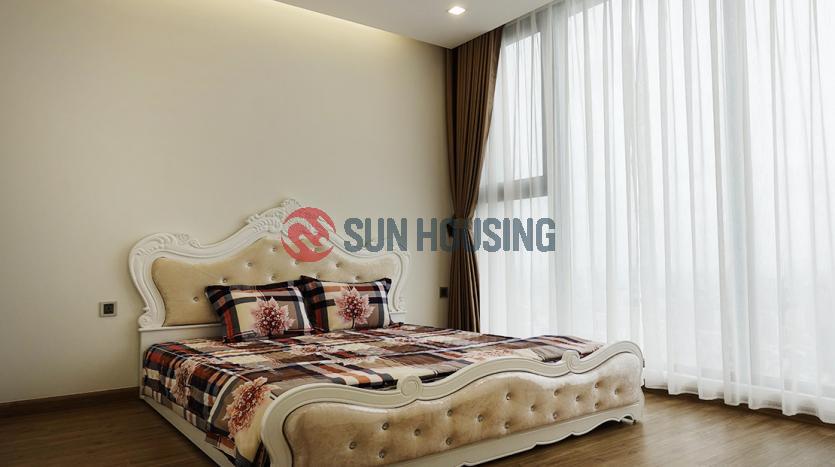 4-bedroom apartment for rent in Vinhomes Metropolis Hanoi