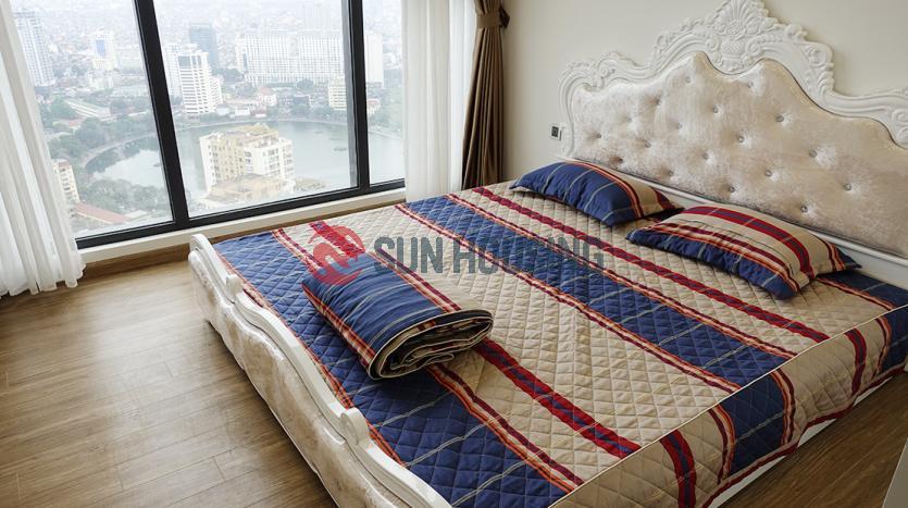 4-bedroom apartment for rent in Vinhomes Metropolis Hanoi