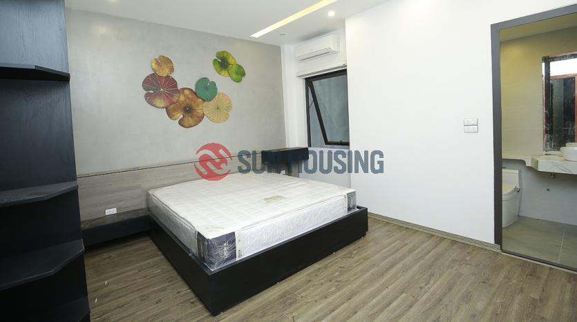 Large serviced apartment in Tay Ho with airy balcony