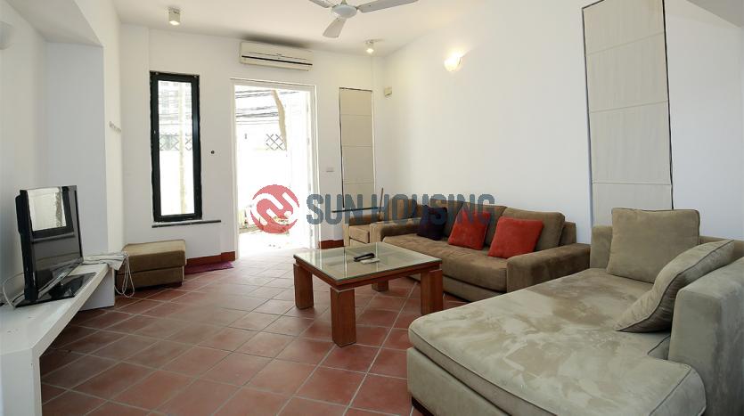 Apartment in Tay Ho large courtyard suitable for café shop