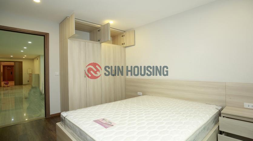 3-bedroom modern apartment for rent in Ciputra L3 building