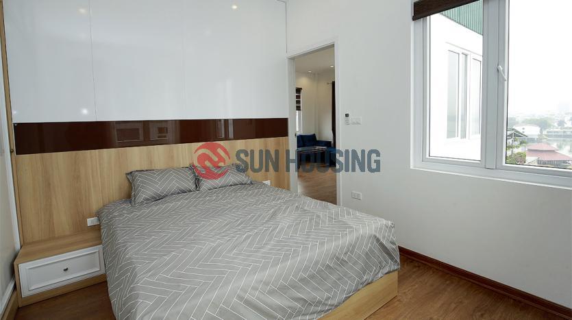 Lake view 1-bedroom apartment for rent in Tay Ho, 80 sqm