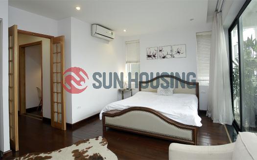 Quality serviced 1 bedroom Tay Ho apartment for rent