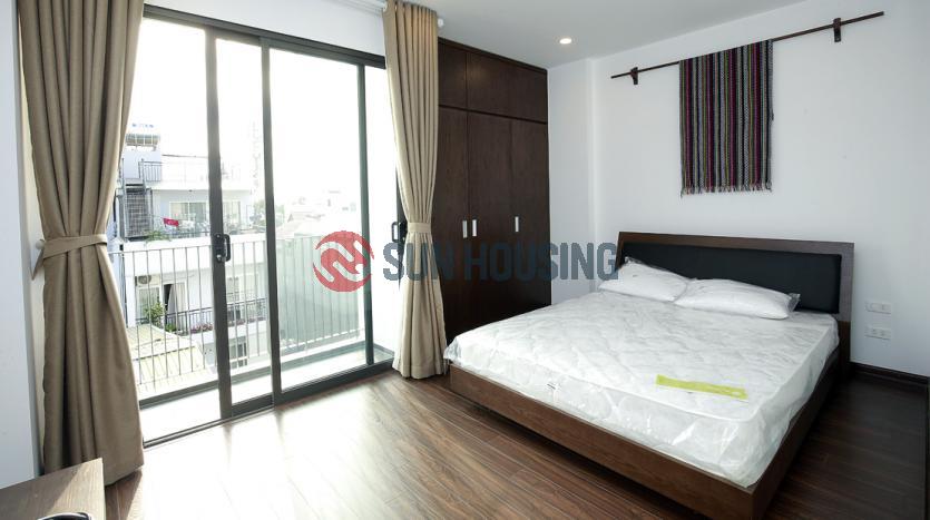 Apartment in Tay Ho 01-bed with services and Westlake views