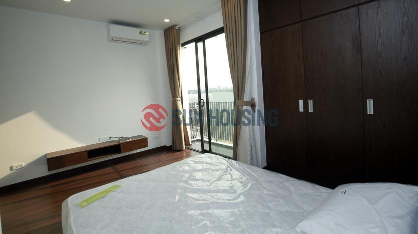 Apartment in Tay Ho 01-bed with services and Westlake views