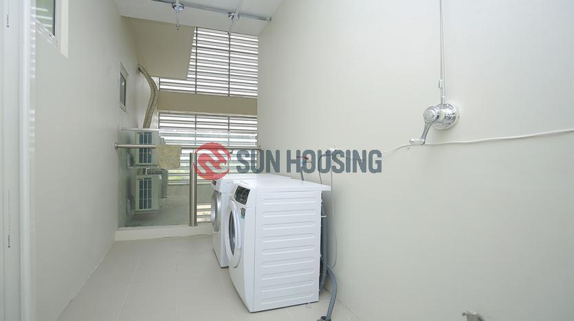 3-bedroom modern apartment for rent in Ciputra L3 building