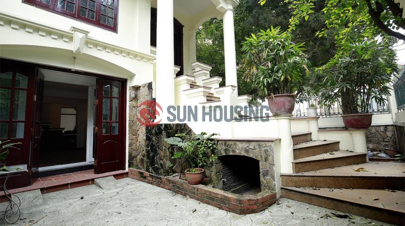 House for rent in Tay Ho Hanoi, 4 bedrooms French style