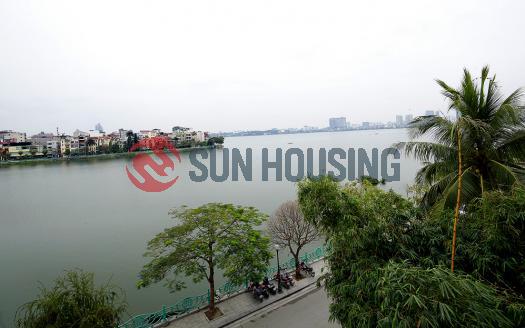 Extremely beautiful apartment three bedrooms Quang An, Westlake Hanoi