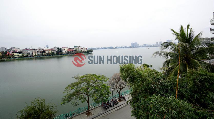 Extremely beautiful apartment three bedrooms Quang An, Westlake Hanoi