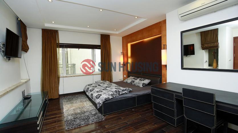 Extremely beautiful apartment three bedrooms Quang An, Westlake Hanoi