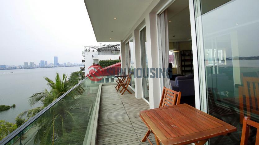 High-floor apartment three bedrooms Quang An, Westlake Hanoi